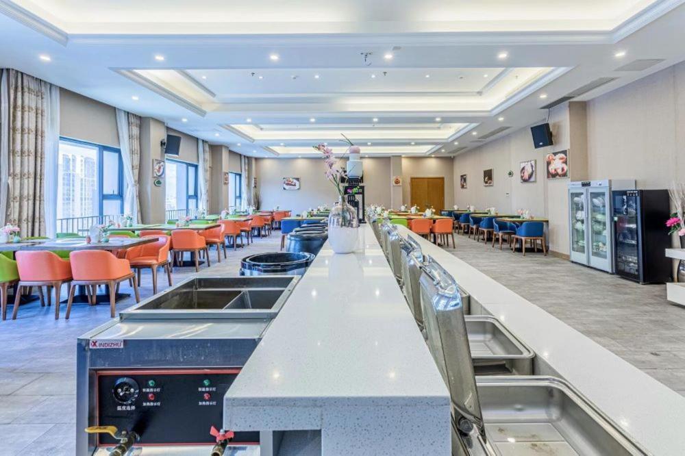 Vienna Hotel Foshan Airport Exterior foto